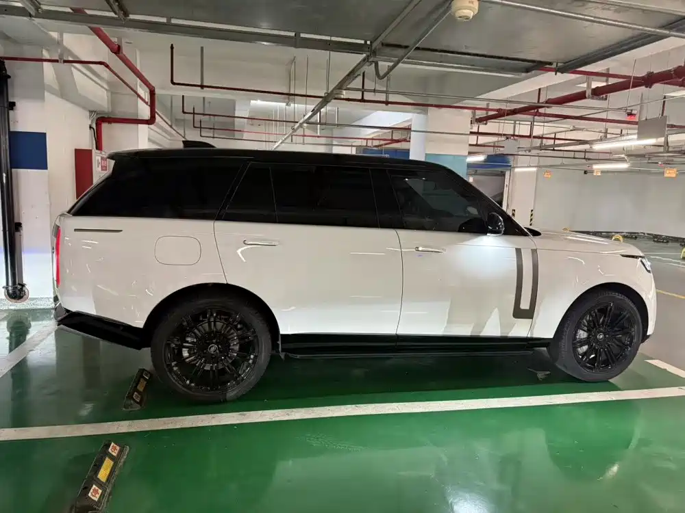 Land Rover Range Rover — миниатюра 8