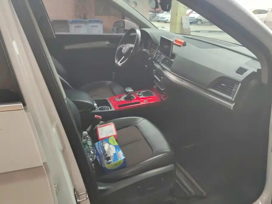 Audi Q5L — миниатюра 8