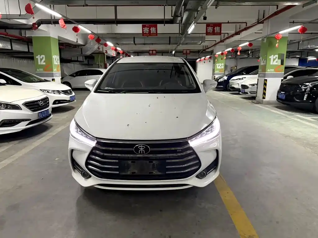 BYD MAX — миниатюра 2