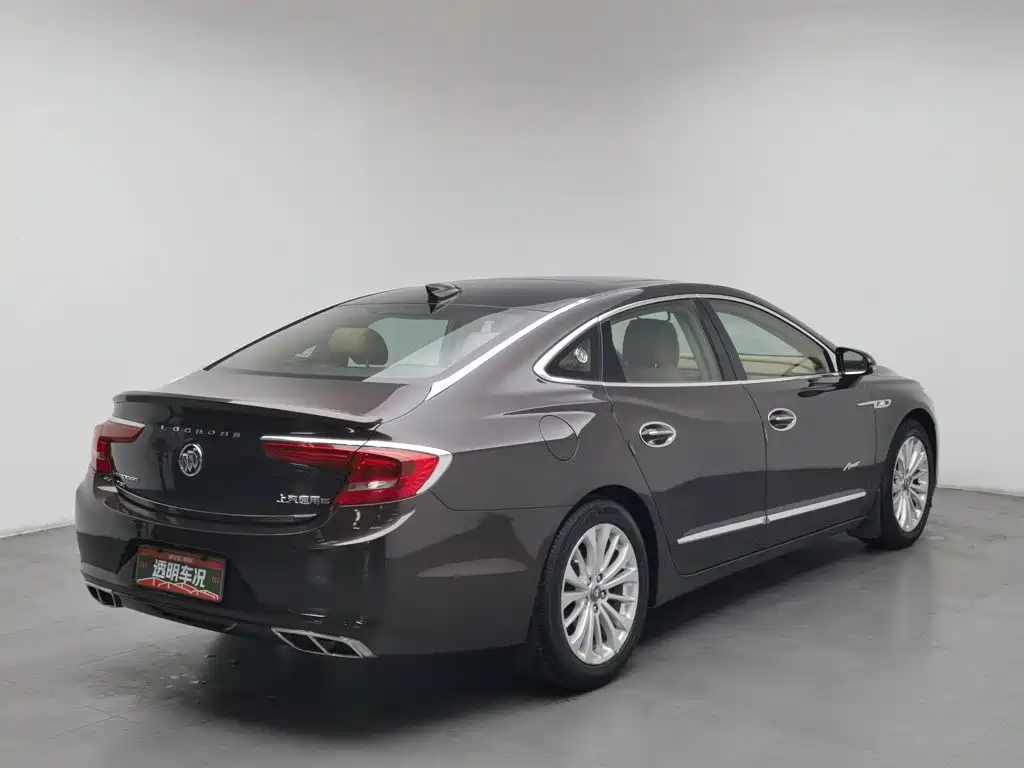 Buick LaCrosse — миниатюра 2