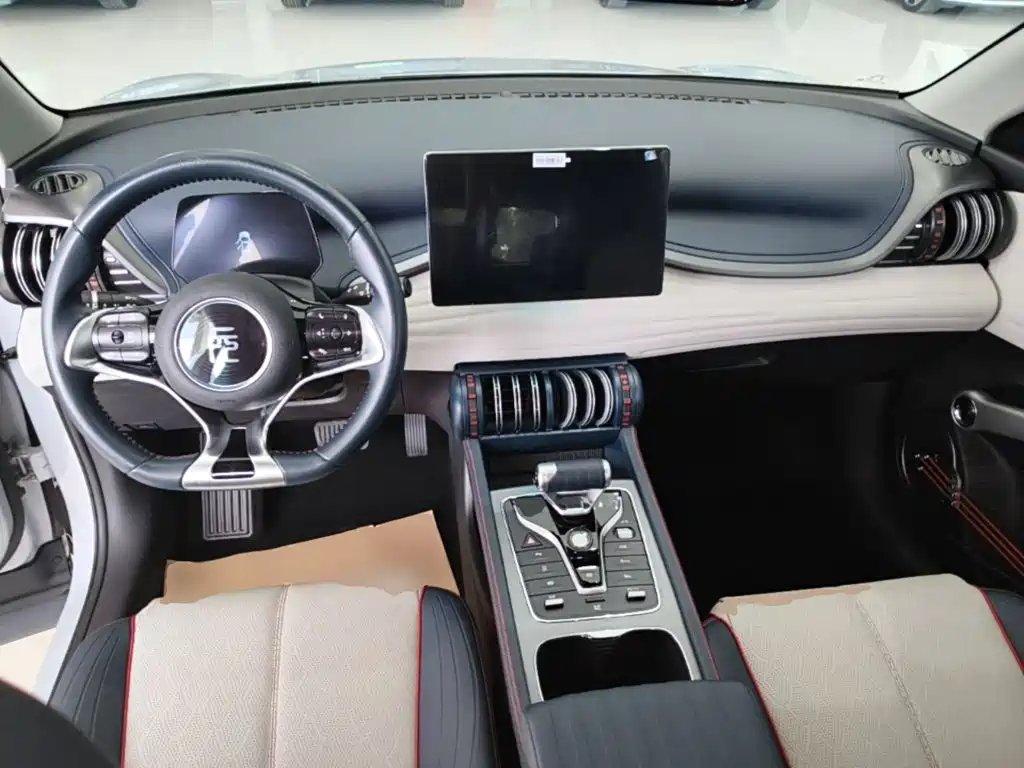 BYD Yuan Plus — миниатюра 10
