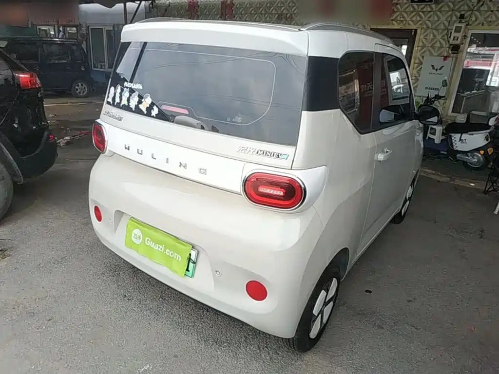 Wuling MINIEV — миниатюра 7