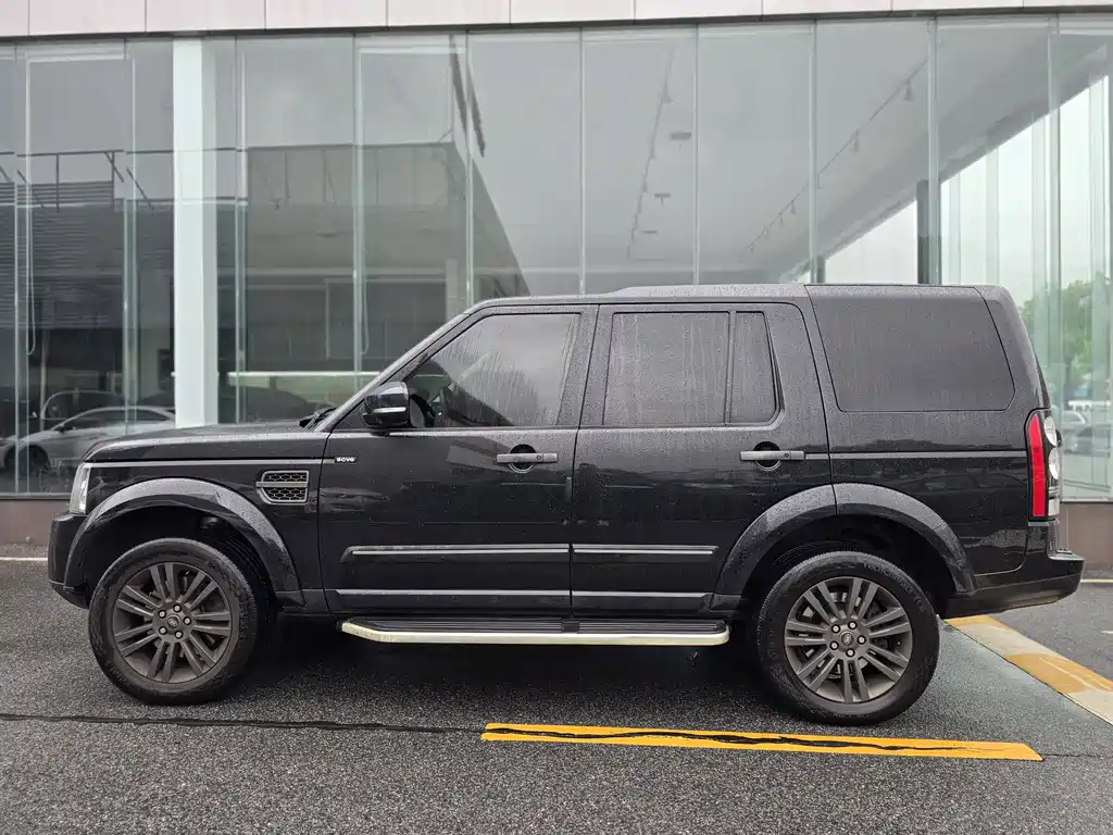 Land Rover Discovery 2015 3.0 SC V6 SE