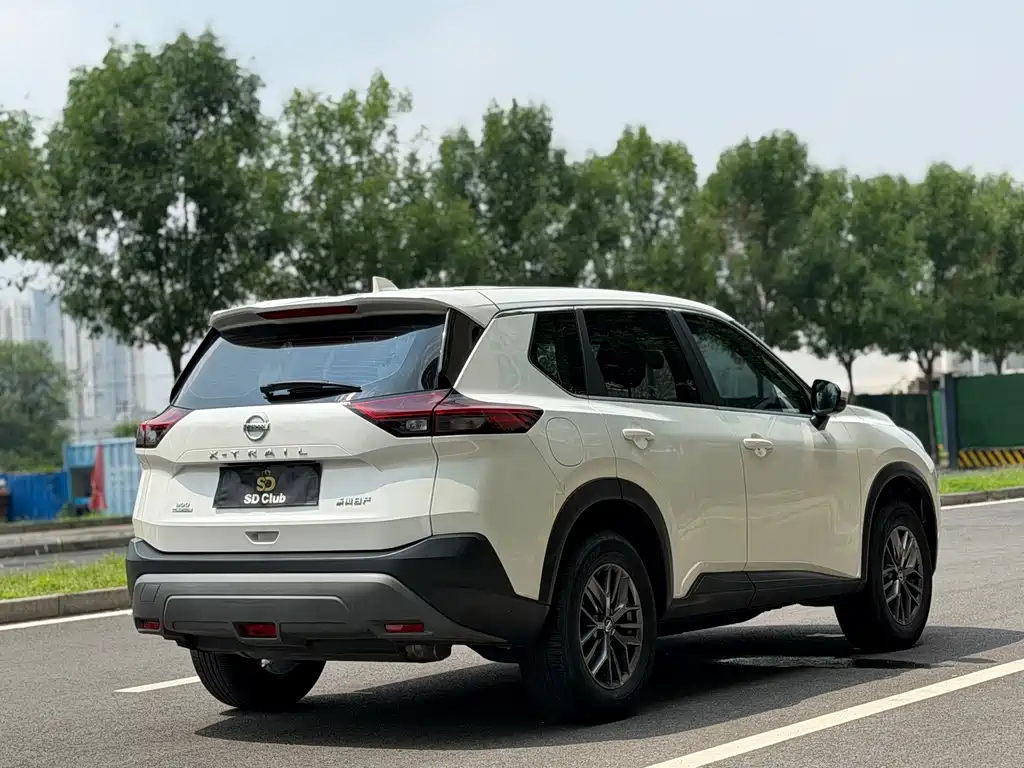 Nissan X-Trail — миниатюра 6