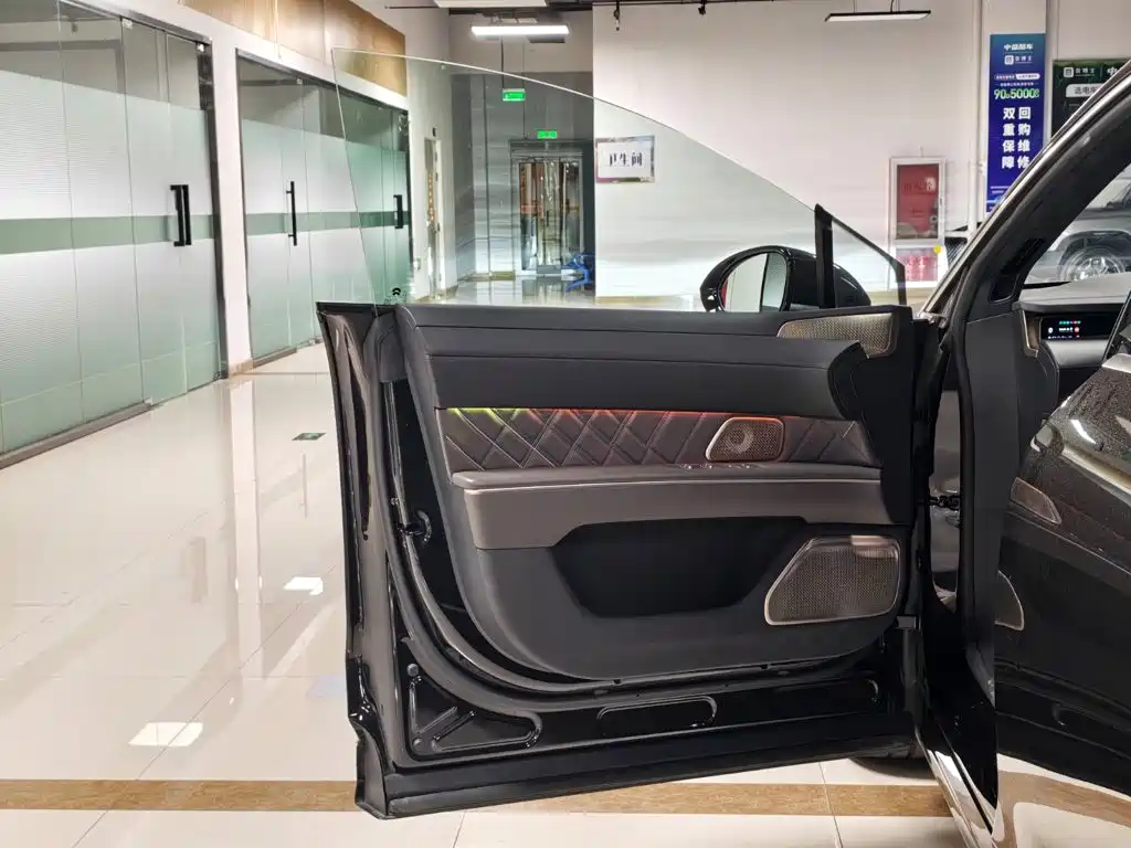 NIO ET9 — миниатюра 8