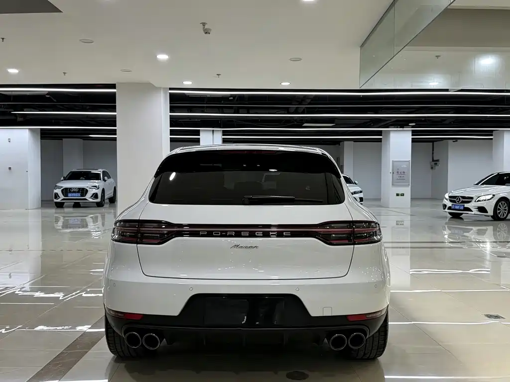 Porsche Macan — миниатюра 6