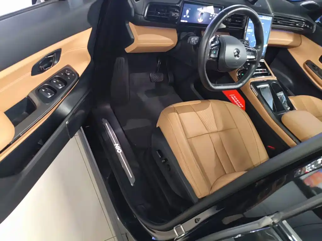 NIO ES8 — миниатюра 16