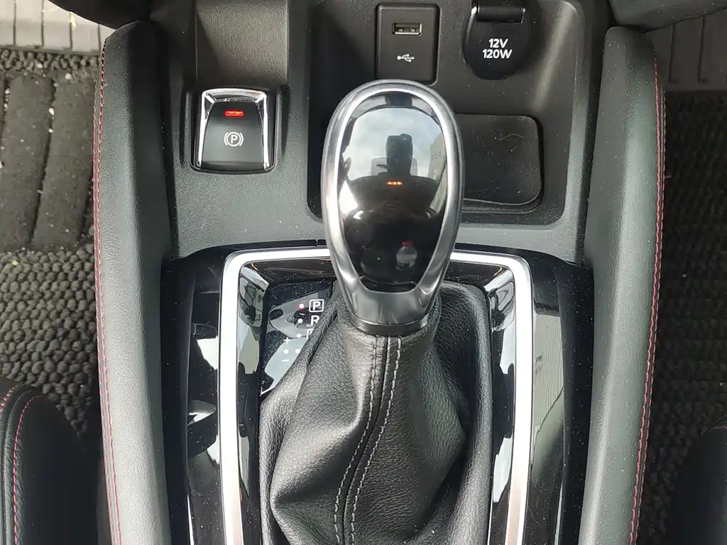 Nissan Qashqai 2021 2.0L CVT Luxury