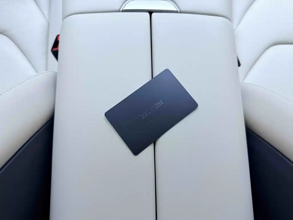 Xiaomi SU7 — миниатюра 9