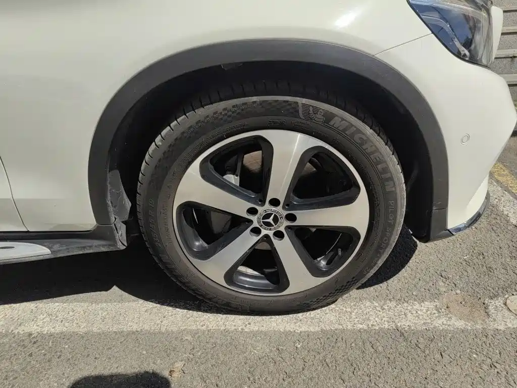 Mercedes-Benz GLC — миниатюра 24