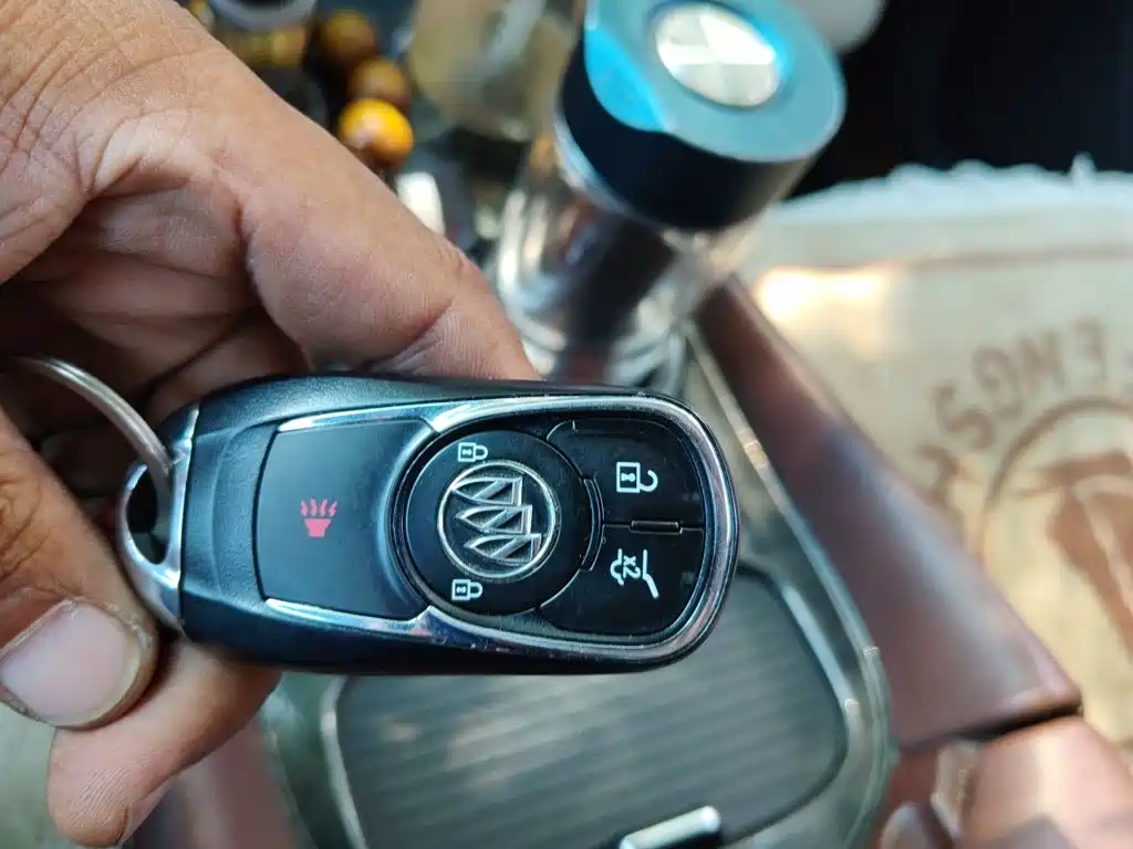 Buick Envision Plus — миниатюра 12