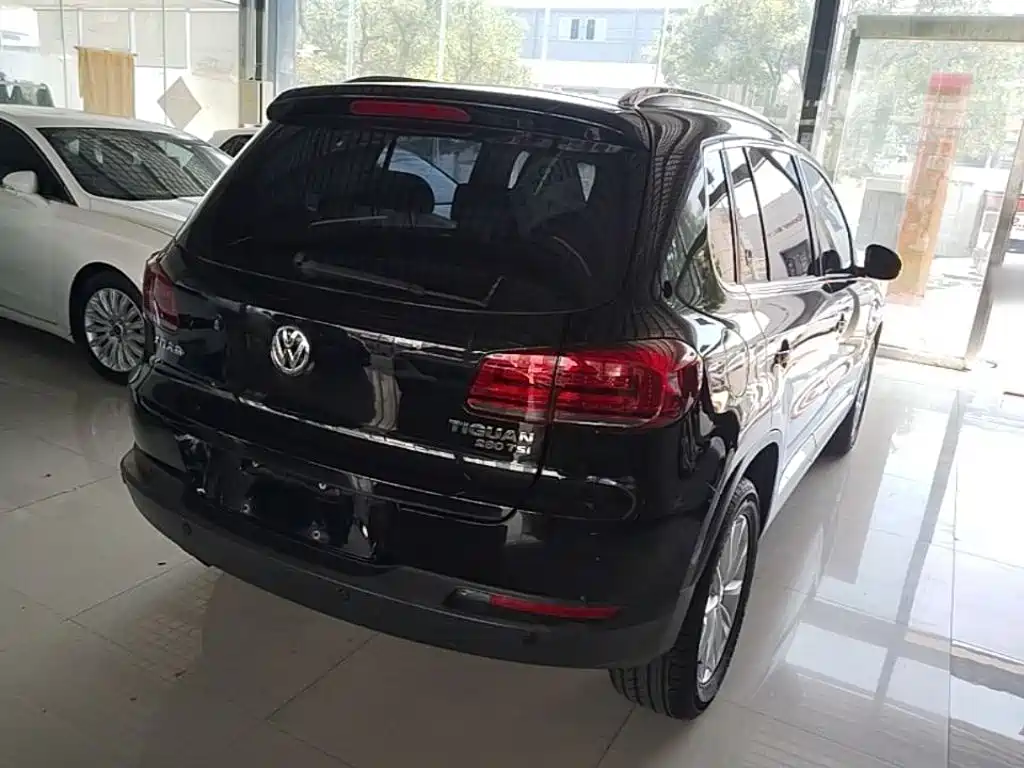 Volkswagen Tiguan — миниатюра 7