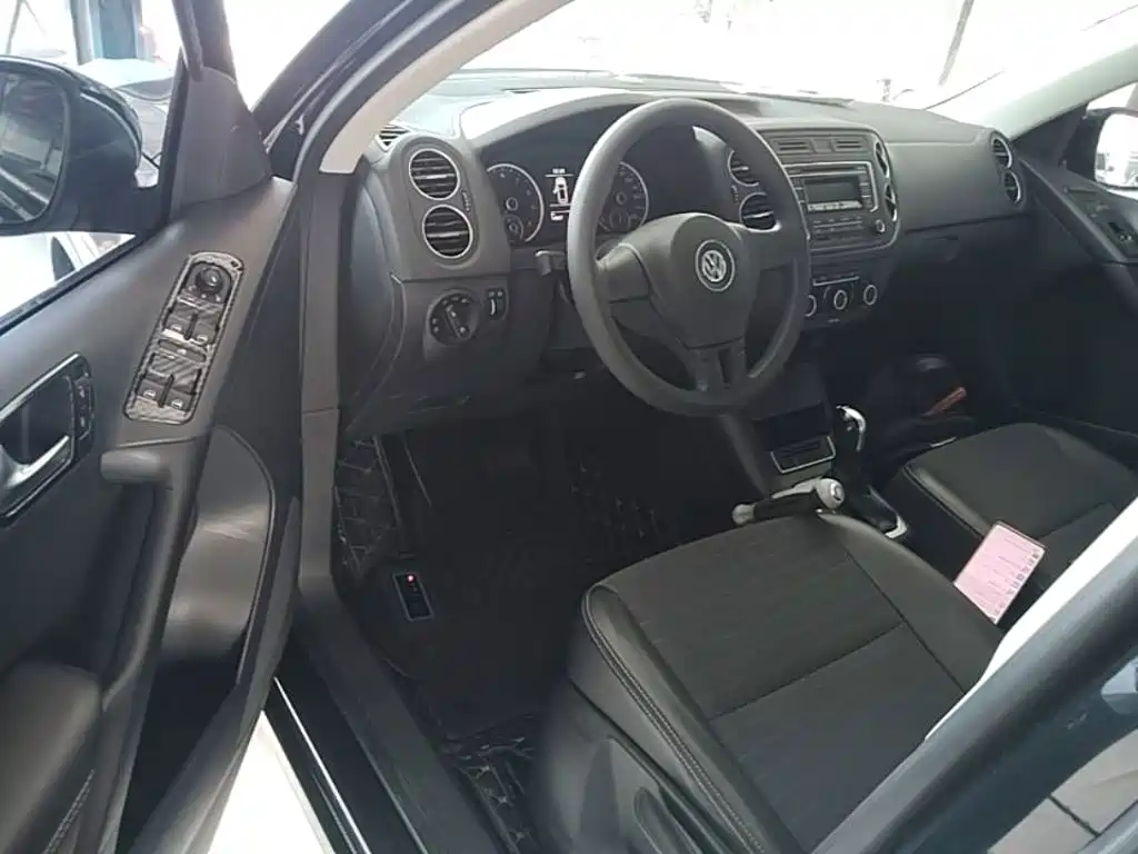 Volkswagen Tiguan — миниатюра 16