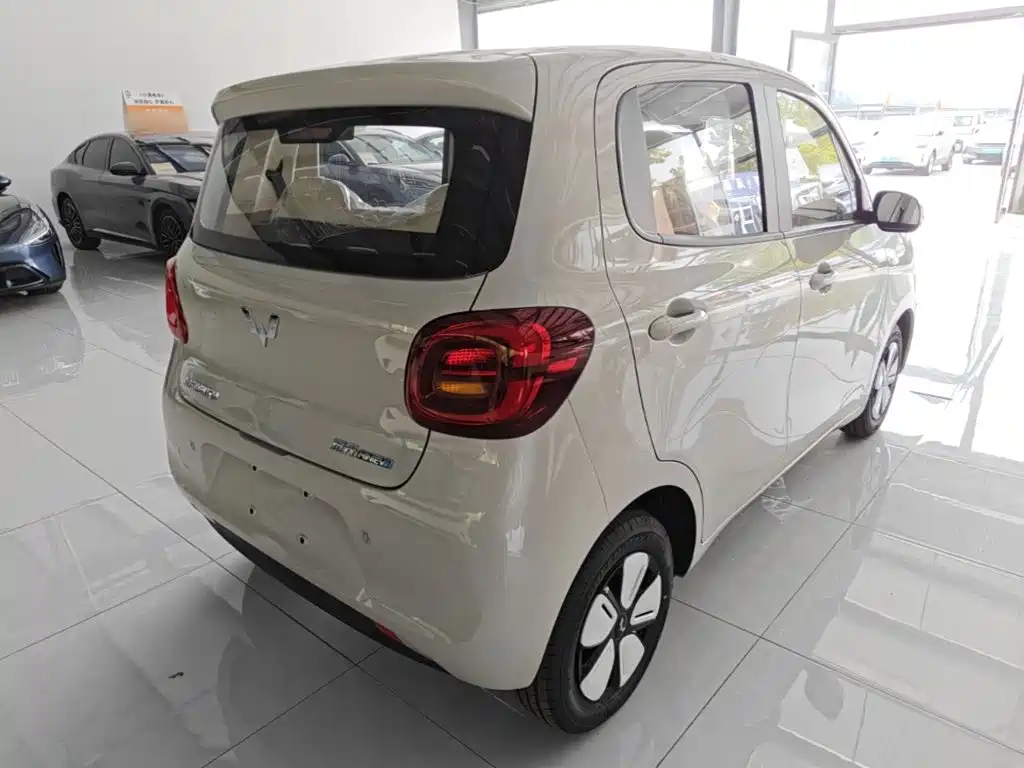 Wuling MINIEV — миниатюра 7