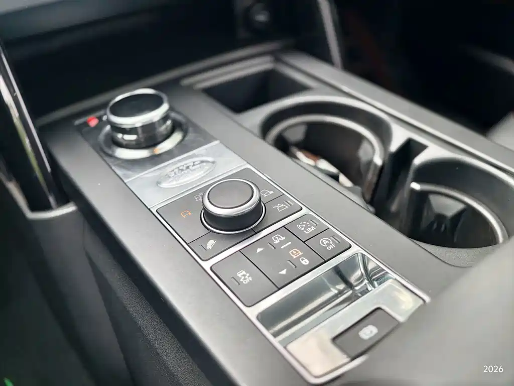 Land Rover Discovery — миниатюра 12