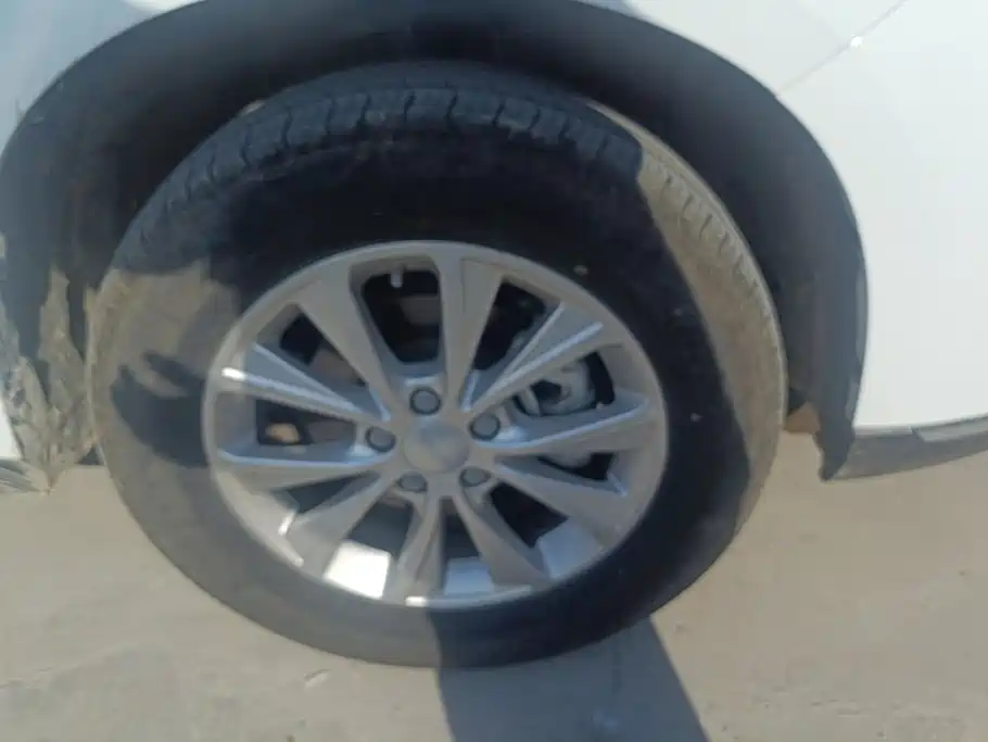 Haval M6 — миниатюра 6