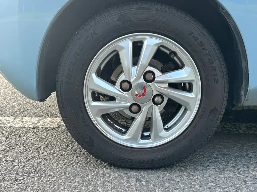 Wuling MINIEV — миниатюра 5