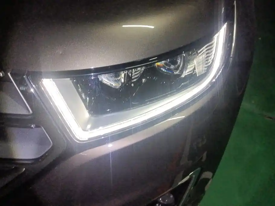 Ford Edge — миниатюра 5