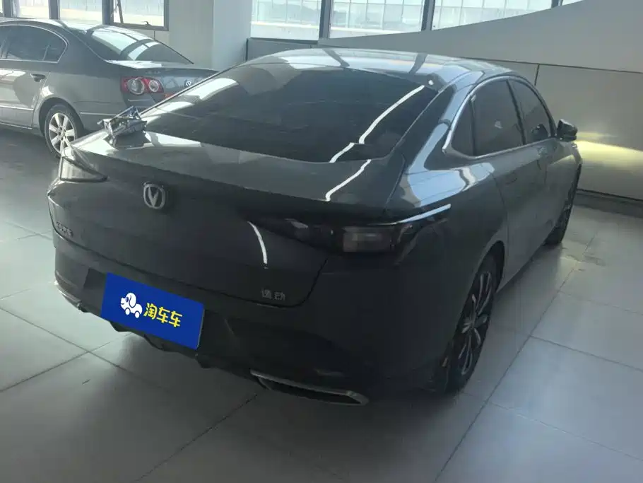 Changan Eado — миниатюра 3