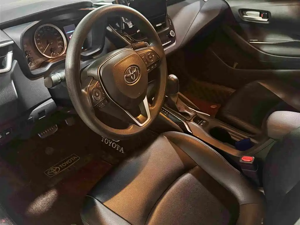 Toyota Corolla — миниатюра 4