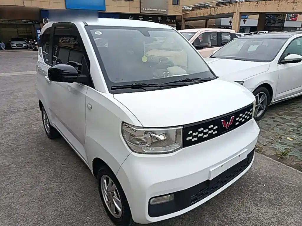 Wuling MINIEV — миниатюра 4