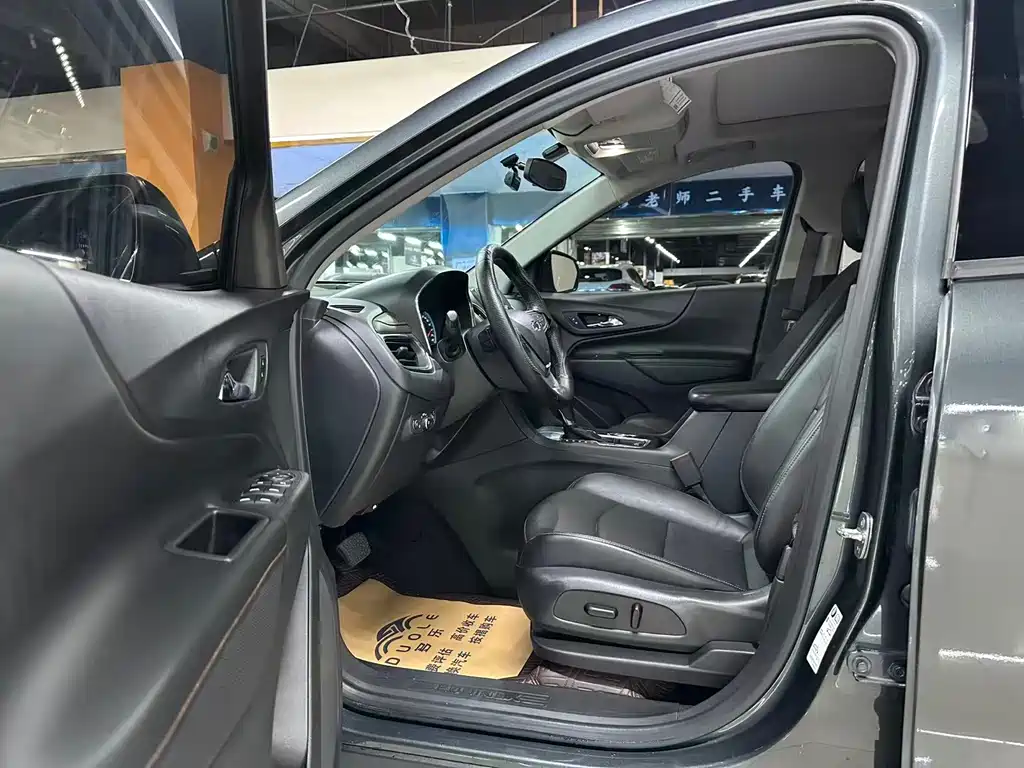 Chevrolet Equinox — миниатюра 5