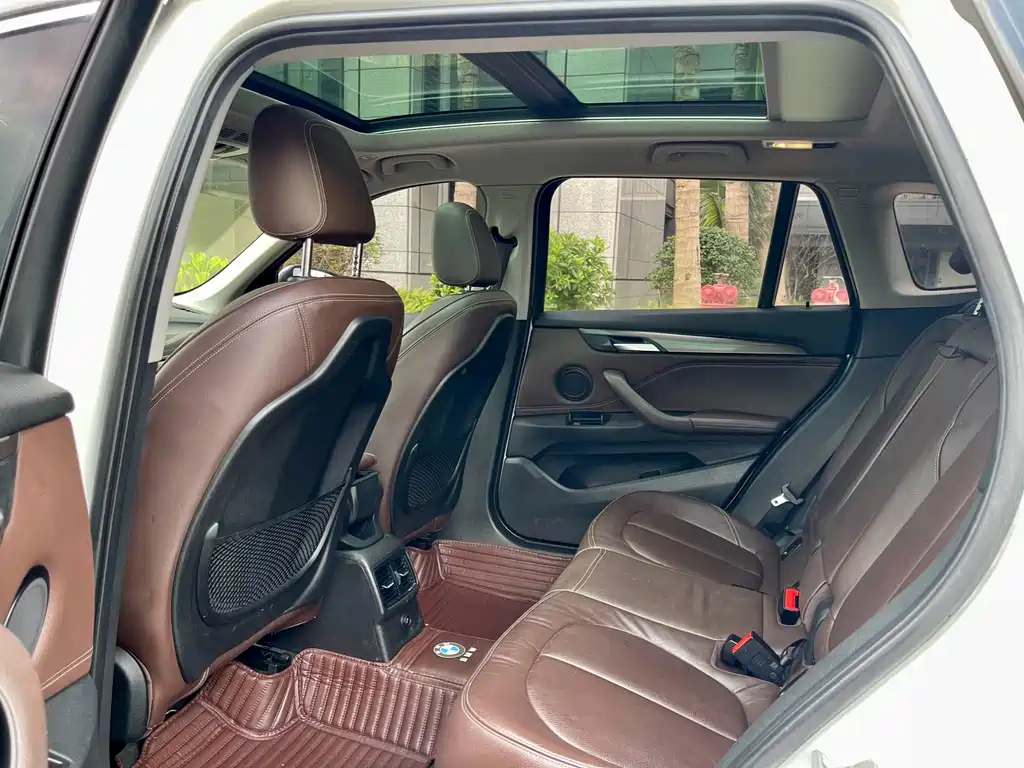 BMW X1 — миниатюра 5
