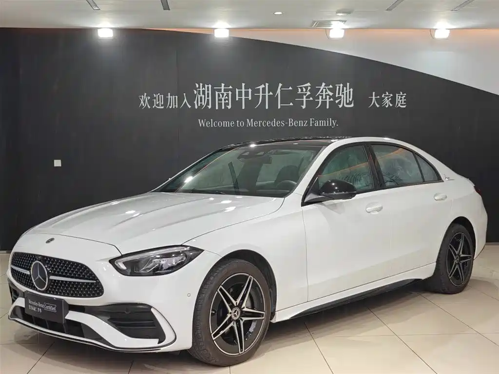 Mercedes-Benz C-Class 2024