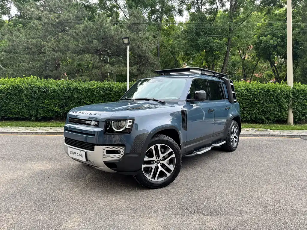 Land Rover Defender 2021