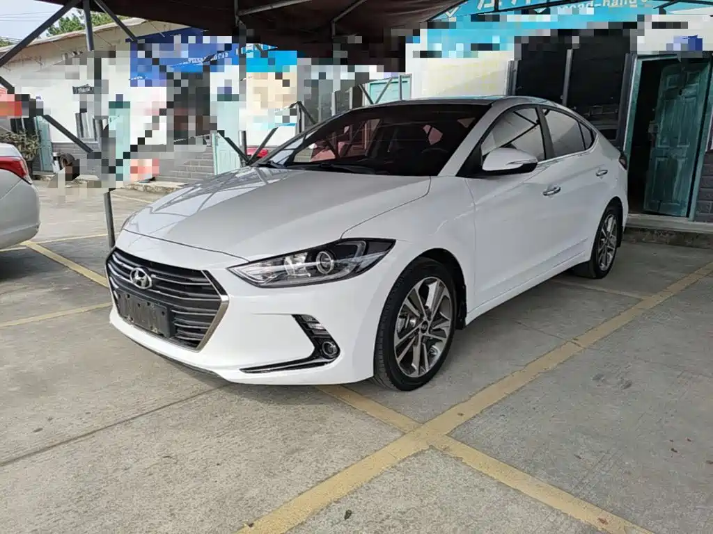 Hyundai Elantra — миниатюра 2