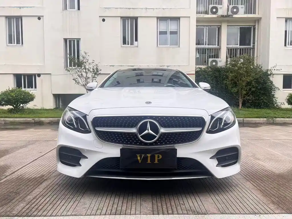 Mercedes-Benz E-Class (Import) — миниатюра 2