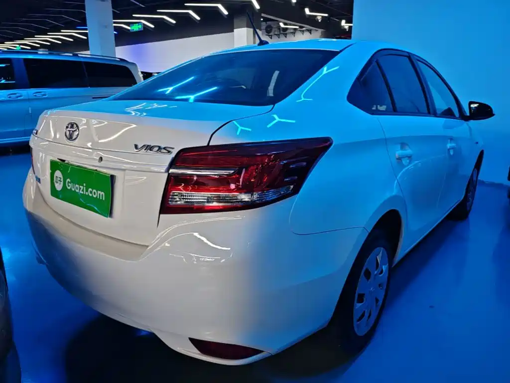 Toyota Vios — миниатюра 7