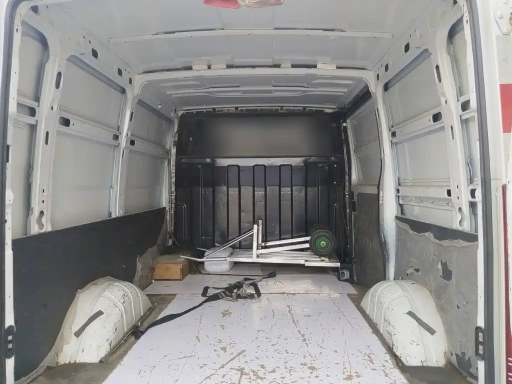 IVECO Ousheng — миниатюра 10