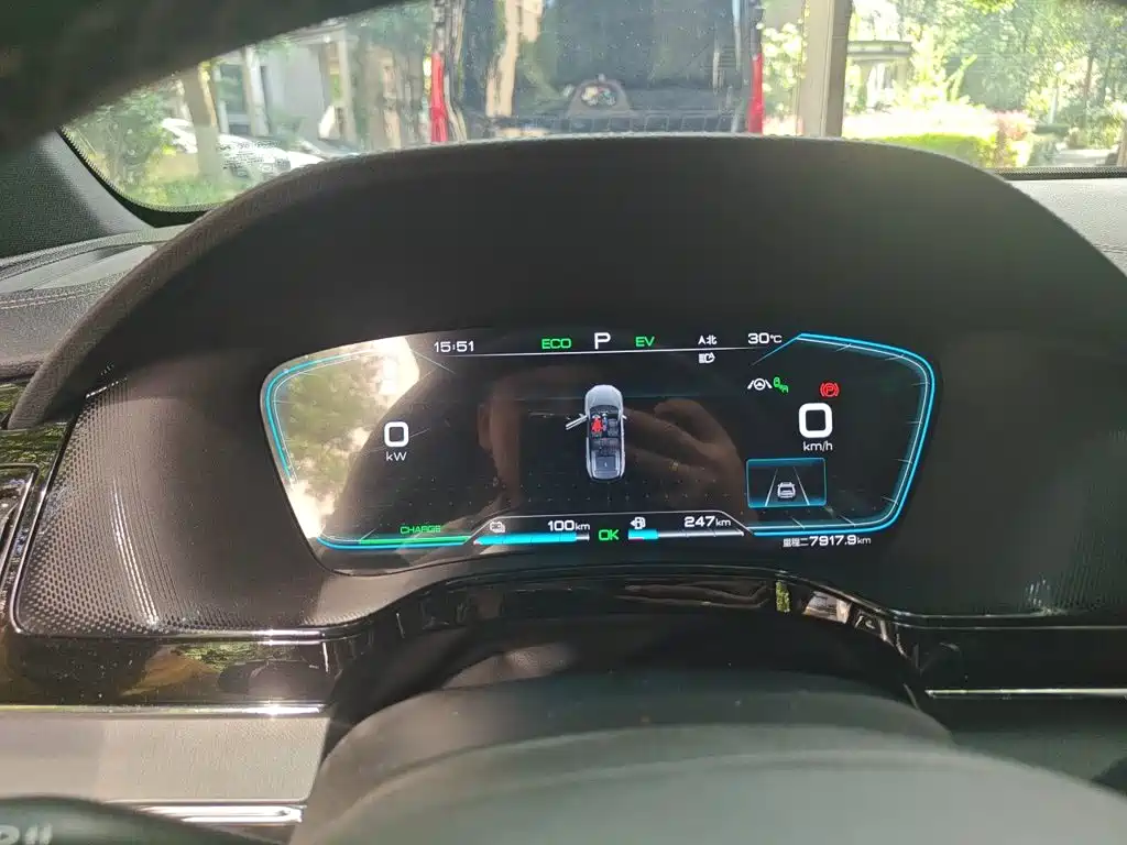 BYD Tang New Energy — миниатюра 4