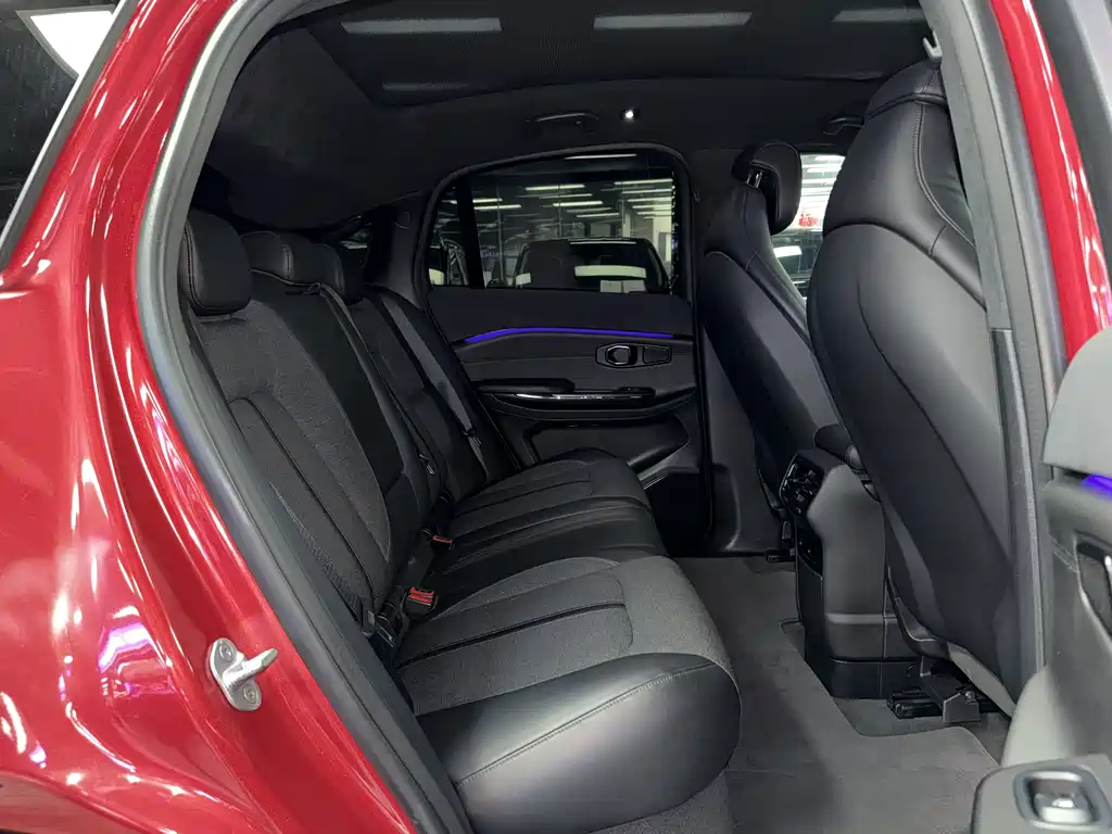 NIO EC6 — миниатюра 11