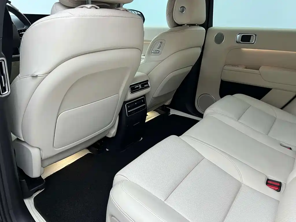 Li Auto Li L7 — миниатюра 9