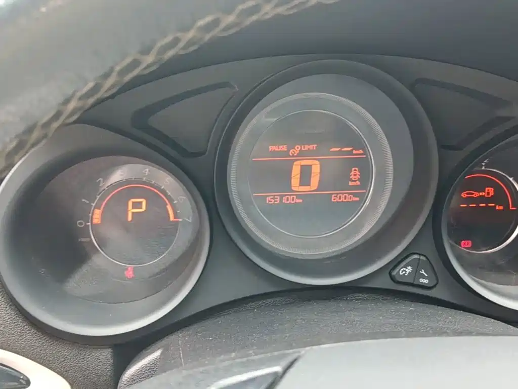 Citroen C4L — миниатюра 12