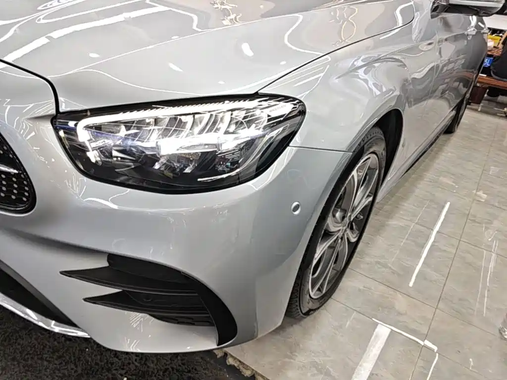 Mercedes-Benz E-Class — миниатюра 24
