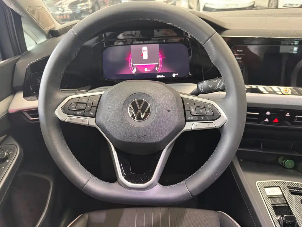 Volkswagen Golf — миниатюра 10