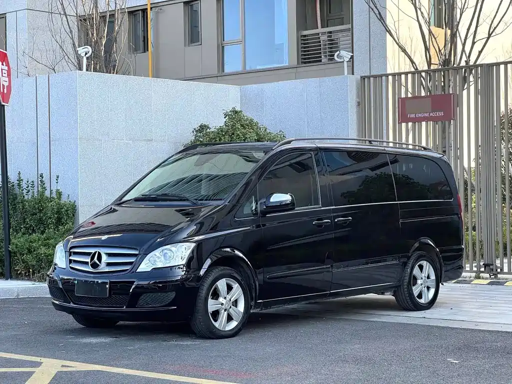 Mercedes-Benz Viano