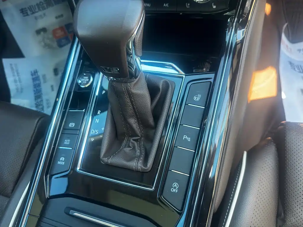 Volkswagen Phideon — миниатюра 5