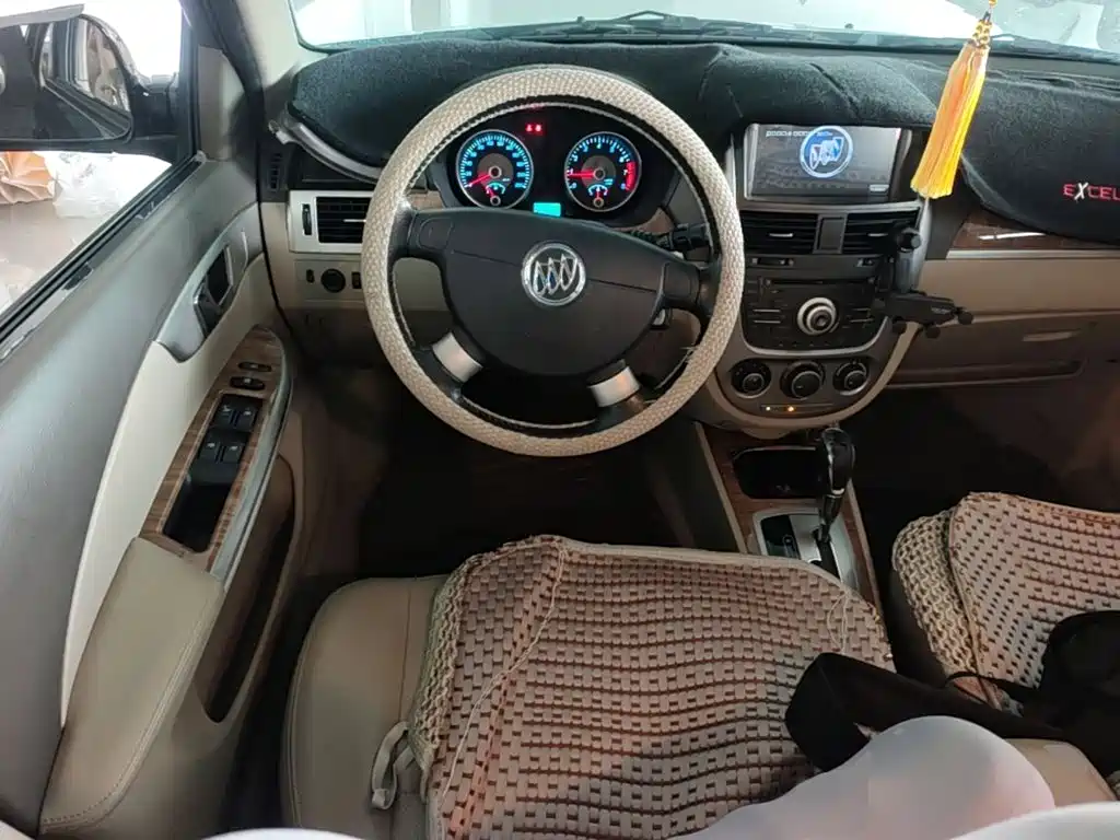 Buick Excelle — миниатюра 11