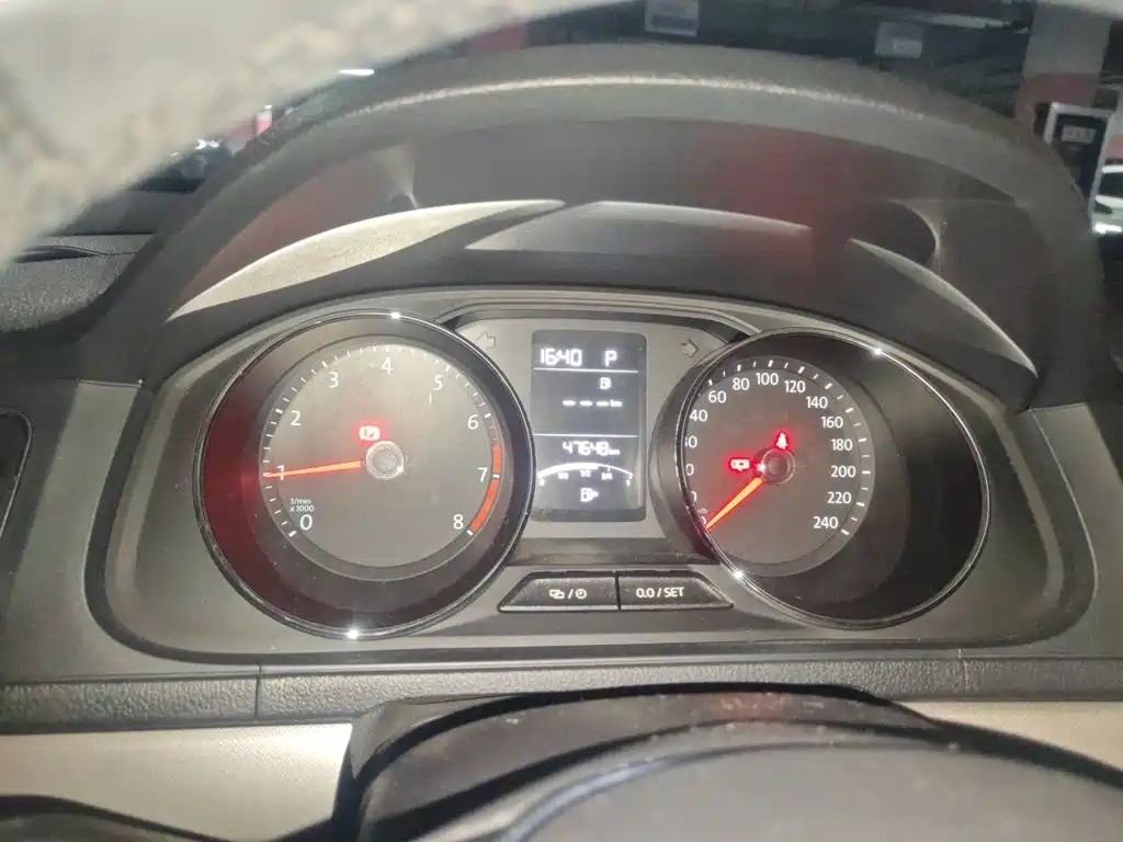 Volkswagen Lavida — миниатюра 4