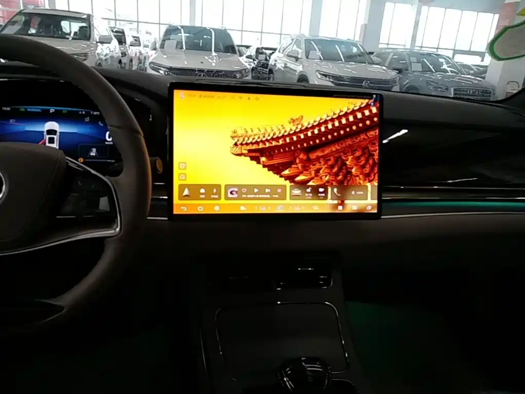 BYD Han — миниатюра 13