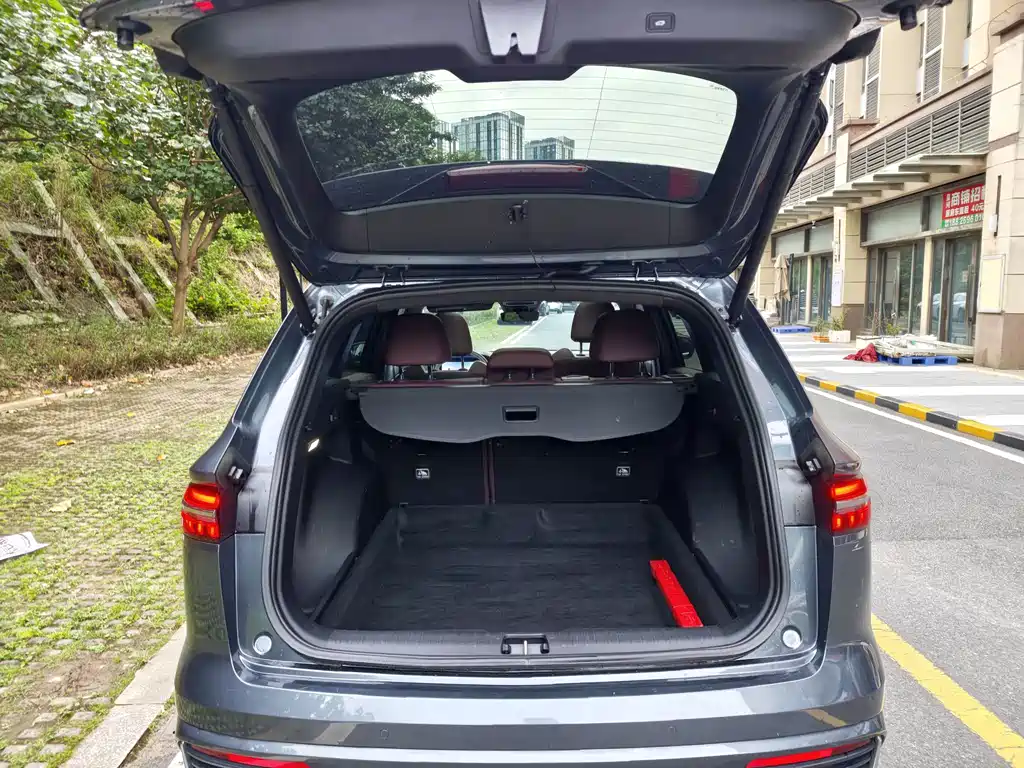 Geely Xingyue L — миниатюра 12