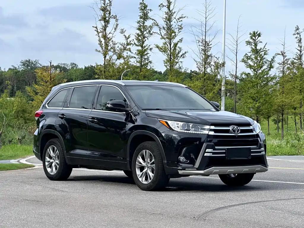 Toyota Highlander — миниатюра 4