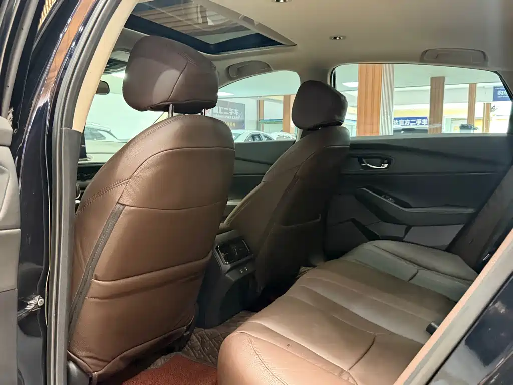Honda Accord — миниатюра 6