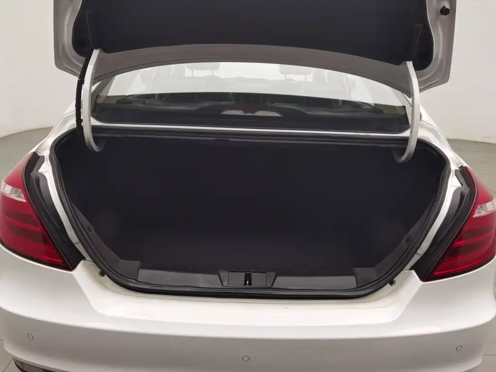 Geely Emgrand — миниатюра 16