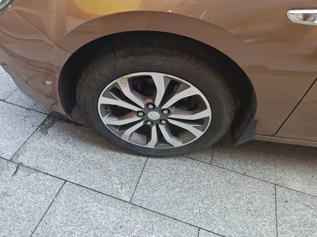 Chevrolet Cavalier — миниатюра 23