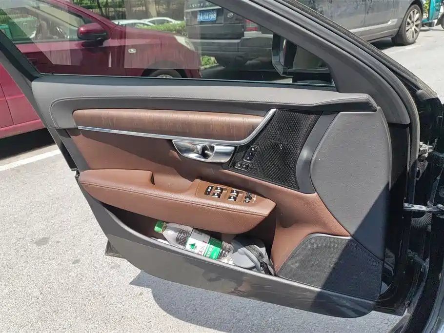 Volvo S90 2021 B5 Luxury